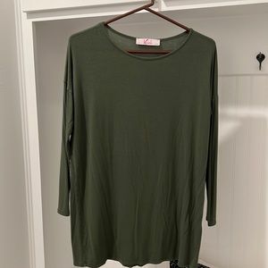 Size Small. Lightly worn… Pico Top
